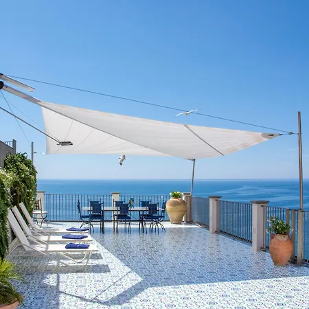 Domi By My Collection Vila